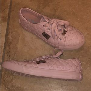 GUESS Graceen Quilted lace up Sneakers